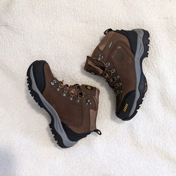 CEDAR Waterproof, Shockproof  boots for Hiking, Trekking - Picture 1 of 14